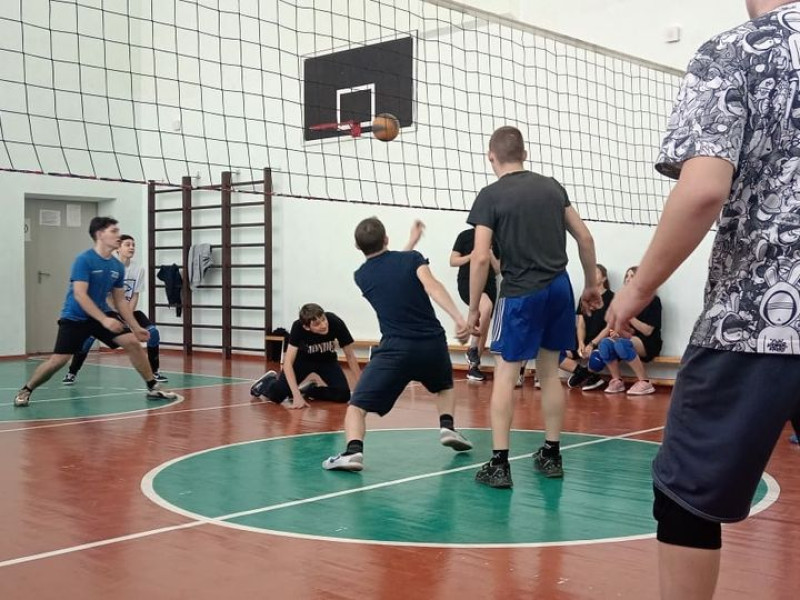 Товарищеская встреча Ельцовского и Пуштулимского школьных спортивных клубов.