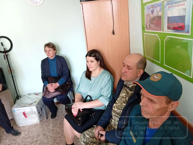 Учебная тренировка по действиям учащихся и сотрудников школы в случае возникновения опасности террористического акта.